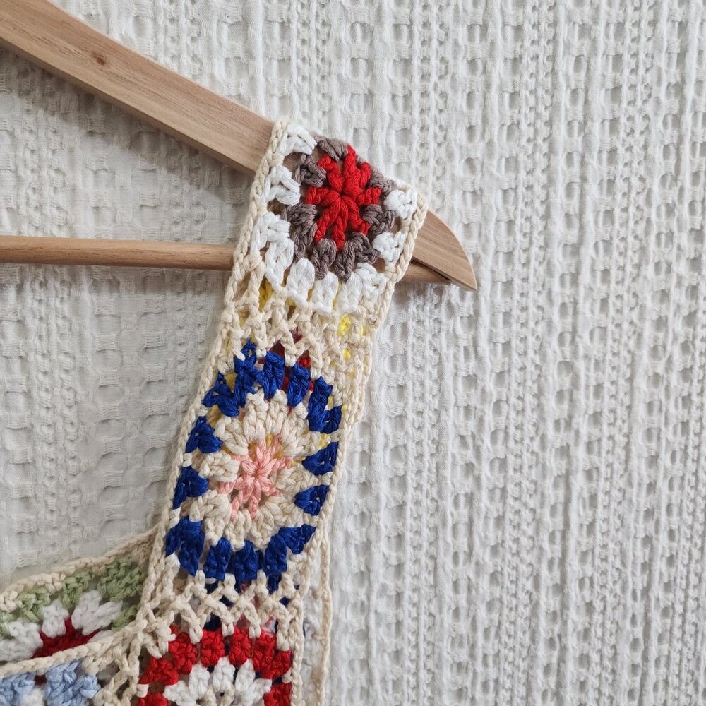 PacSun LA Hearts Crochet Granny Square Crop Tank Top Boho Festival One Size - Picture 5 of 12